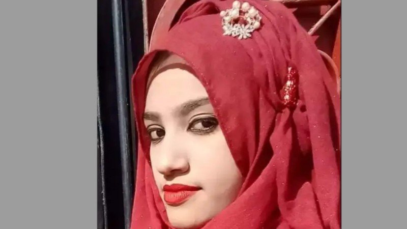 বহুল আলোচিত নুসরাত হত্যা মামলার হাইকোর্টে রায় ঘোষণা চলছে