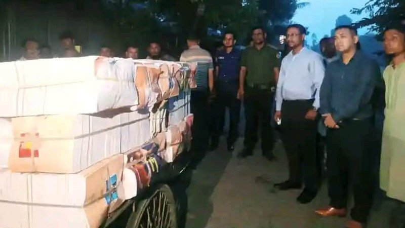 মধুপুরে বিনামূল্যের পাঠ্যবই আটক, গ্রেপ্তার ১