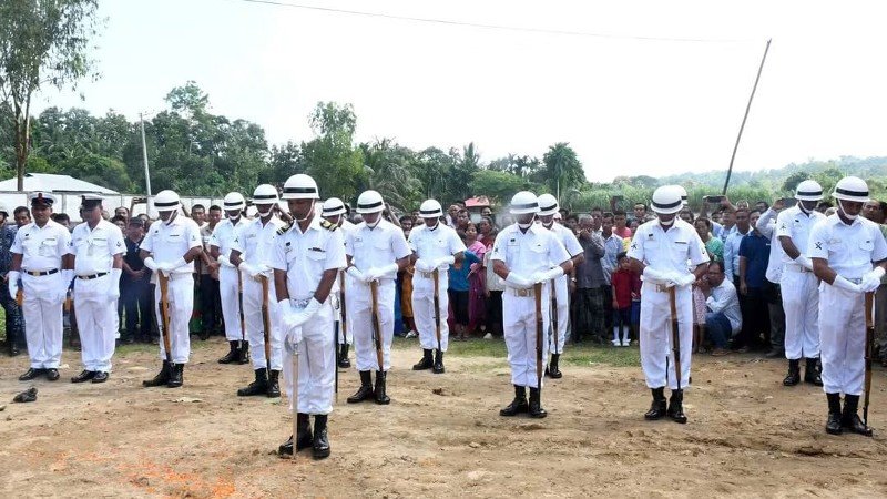 শান্তিরক্ষা মিশনে নিহত নৌ সদস্য ট্রোম্যান খীসার সামরিক মর্যাদায় শেষকৃত্য