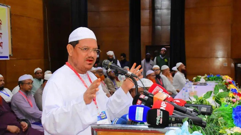 চাঁদাবাজি-সন্ত্রাস রোধে সরকার সম্পূর্ণ ব্যর্থ : পীর চরমোনাই