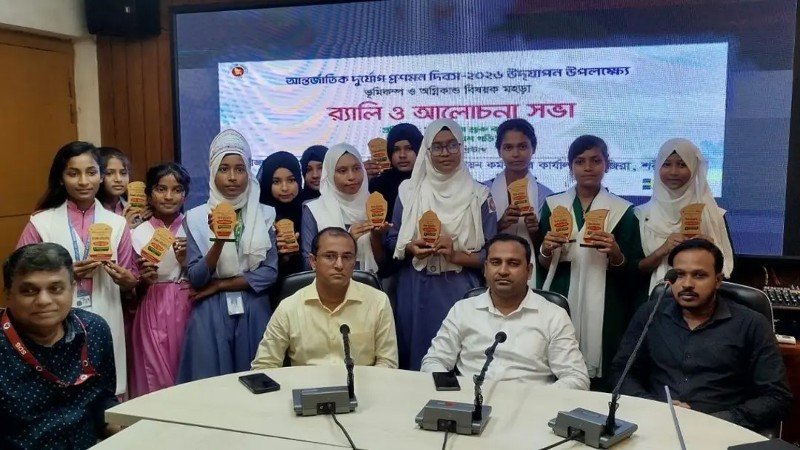 দুর্যোগ মোকাবিলায় শিশু-কিশোরদের সম্পৃক্ত করছে এসডিএস